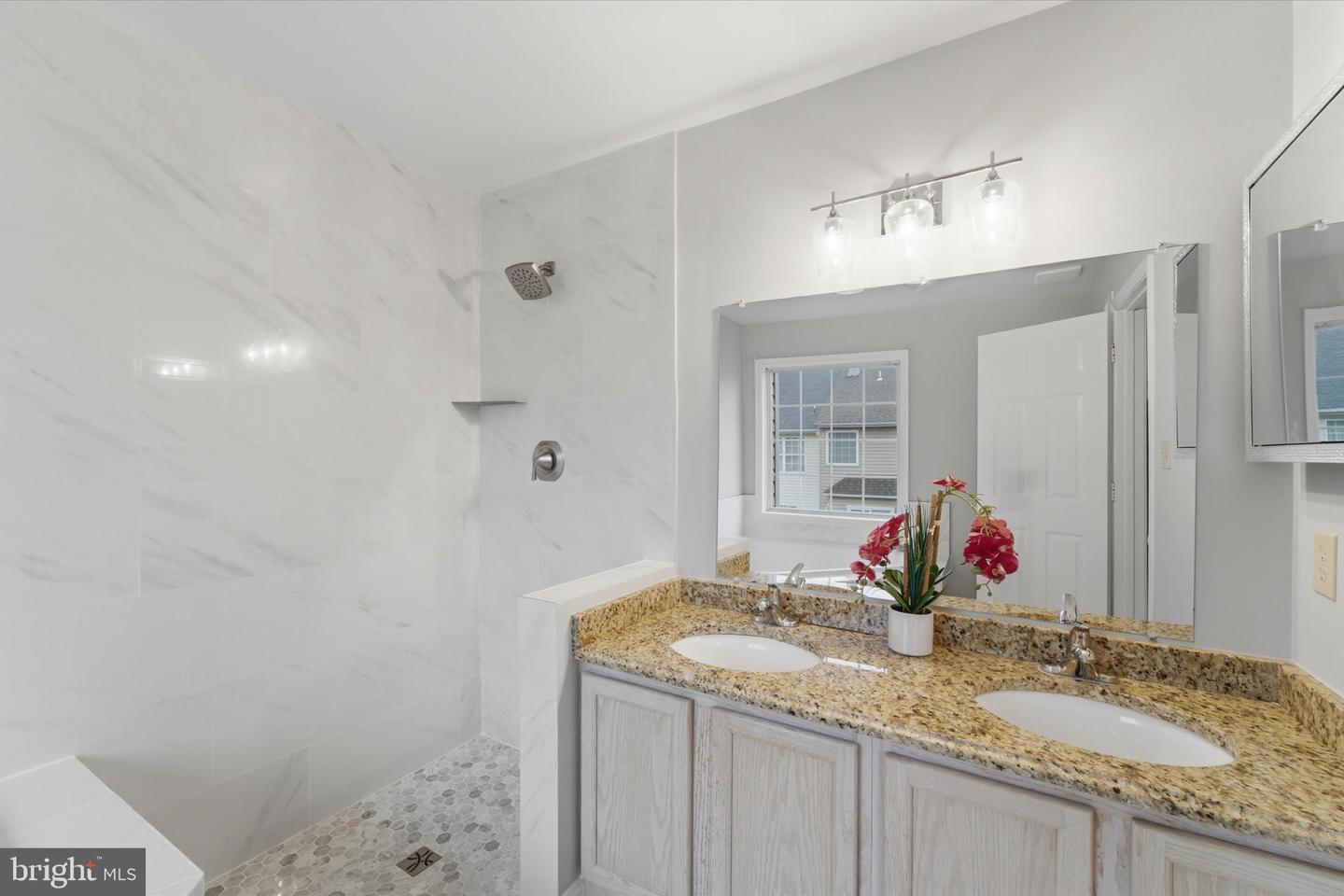 8513 TACKHOUSE LOOP, GAINESVILLE, Virginia 20155, 4 Bedrooms Bedrooms, ,3 BathroomsBathrooms,Residential,For sale,8513 TACKHOUSE LOOP,VAPW2113564 MLS # VAPW2113564