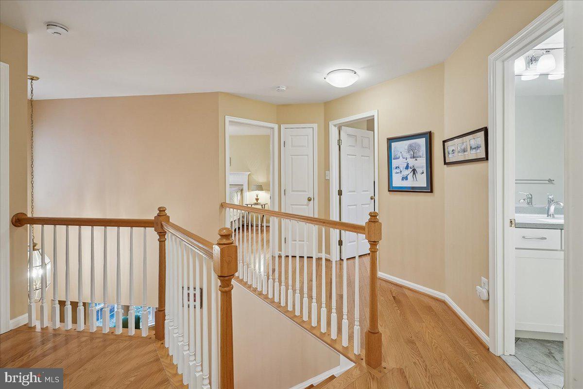 9804 CRESENCE WAY, FAIRFAX, Virginia 22032, 4 Bedrooms Bedrooms, ,2 BathroomsBathrooms,Residential,For sale,9804 CRESENCE WAY,VAFC2007858 MLS # VAFC2007858