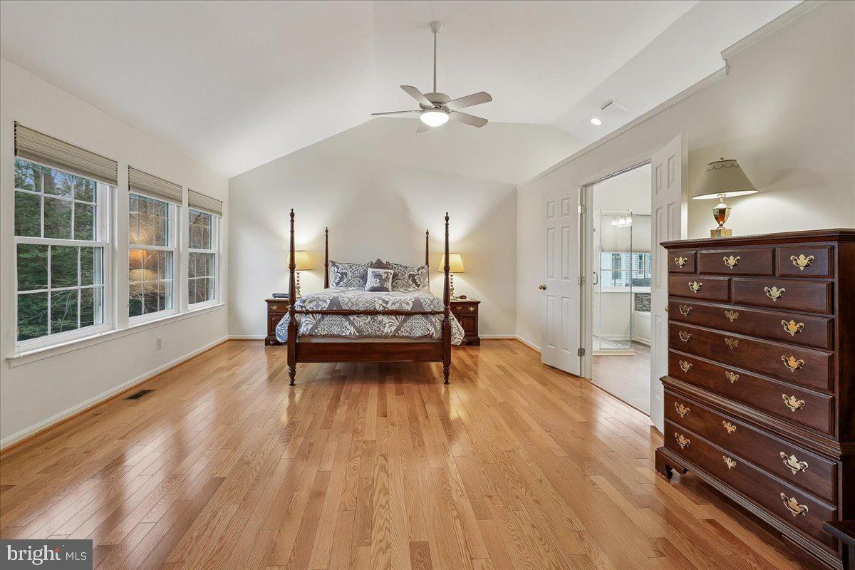 9804 CRESENCE WAY, FAIRFAX, Virginia 22032, 4 Bedrooms Bedrooms, ,2 BathroomsBathrooms,Residential,For sale,9804 CRESENCE WAY,VAFC2007858 MLS # VAFC2007858