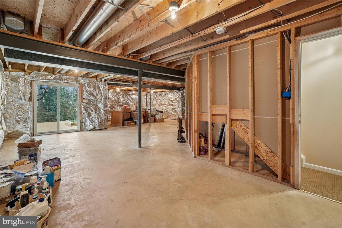 9804 CRESENCE WAY, FAIRFAX, Virginia 22032, 4 Bedrooms Bedrooms, ,2 BathroomsBathrooms,Residential,For sale,9804 CRESENCE WAY,VAFC2007858 MLS # VAFC2007858