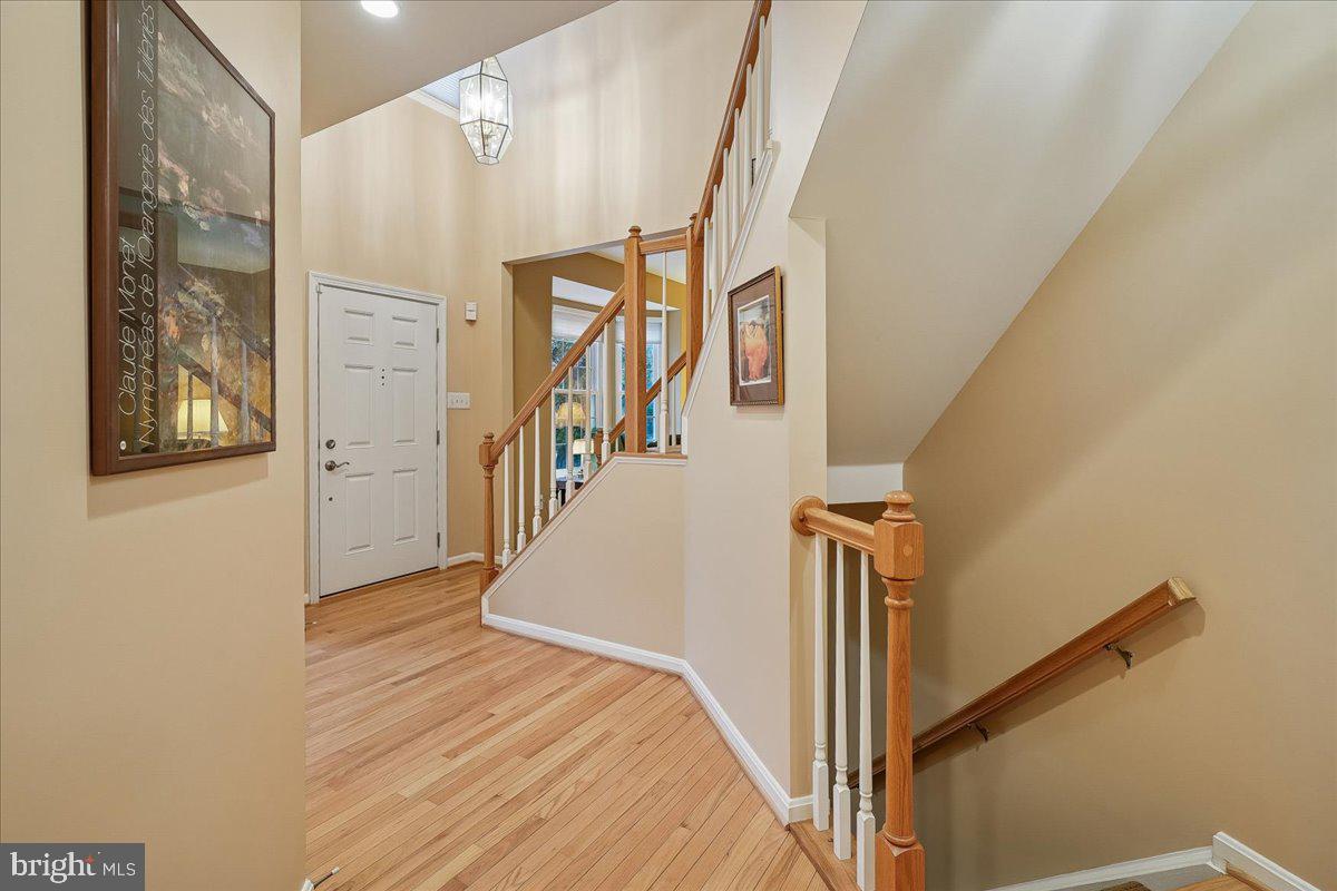 9804 CRESENCE WAY, FAIRFAX, Virginia 22032, 4 Bedrooms Bedrooms, ,2 BathroomsBathrooms,Residential,For sale,9804 CRESENCE WAY,VAFC2007858 MLS # VAFC2007858