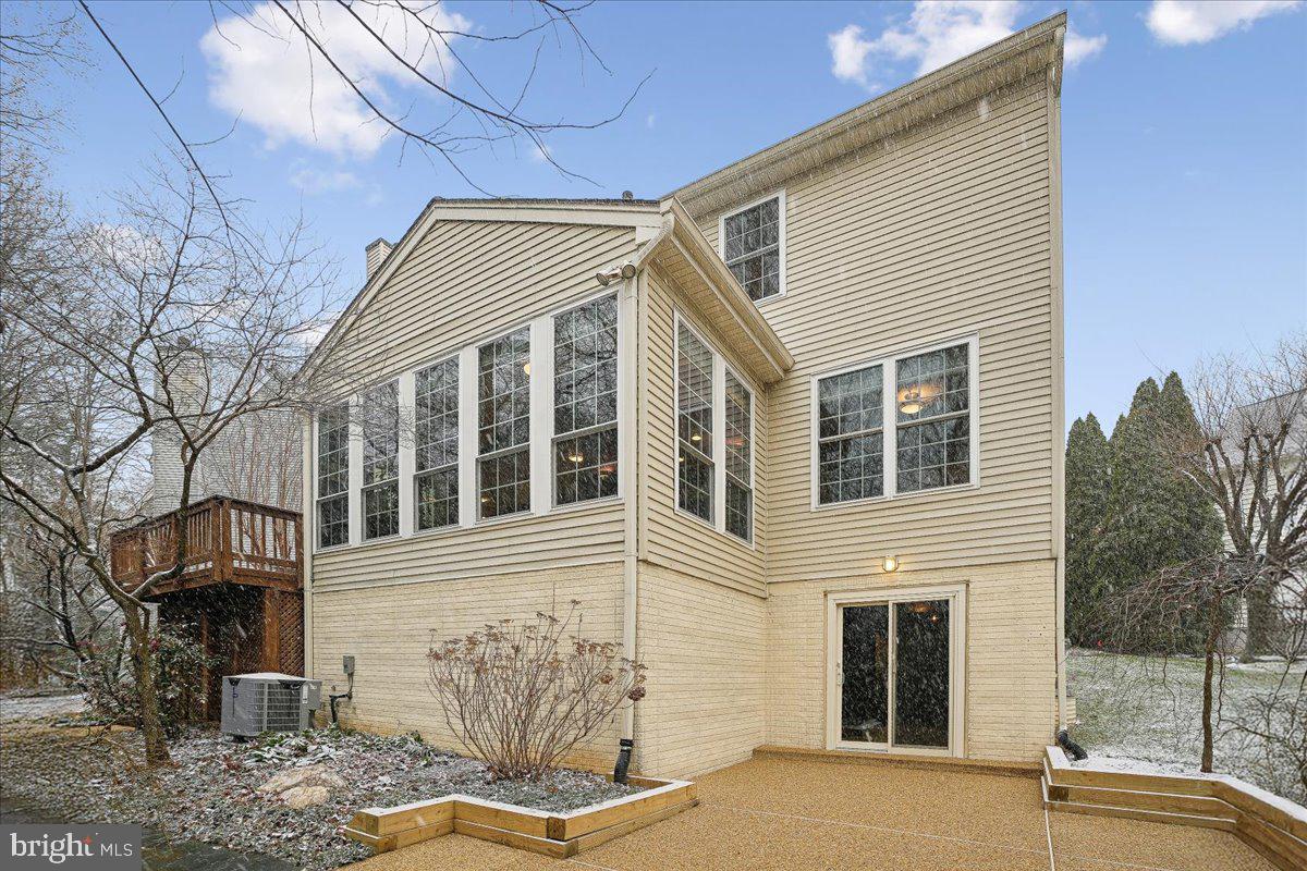 9804 CRESENCE WAY, FAIRFAX, Virginia 22032, 4 Bedrooms Bedrooms, ,2 BathroomsBathrooms,Residential,For sale,9804 CRESENCE WAY,VAFC2007858 MLS # VAFC2007858