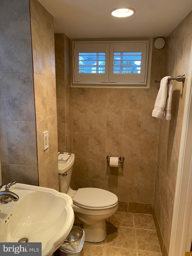 4445 FARADAY PL NW, WASHINGTON, District Of Columbia 20016, 3 Bedrooms Bedrooms, ,2 BathroomsBathrooms,Residential,For sale,4445 FARADAY PL NW,DCDC2248436 MLS # DCDC2248436