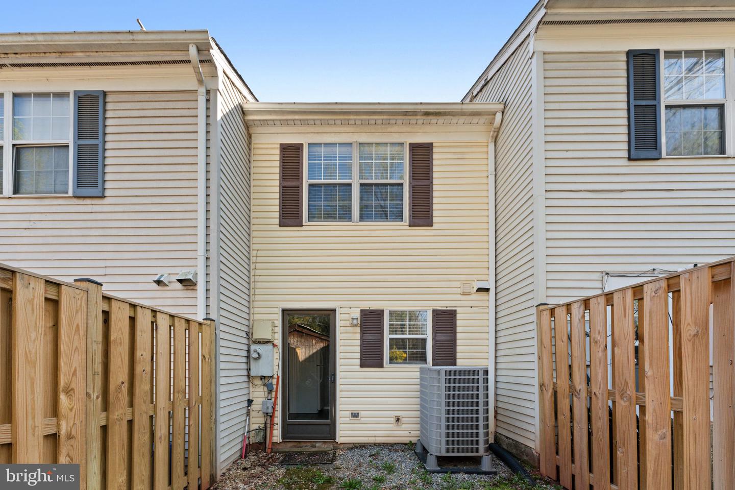 34 PALMER CT, STERLING, Virginia 20165, 2 Bedrooms Bedrooms, ,1 BathroomBathrooms,Residential,For sale,34 PALMER CT,VALO2117164 MLS # VALO2117164