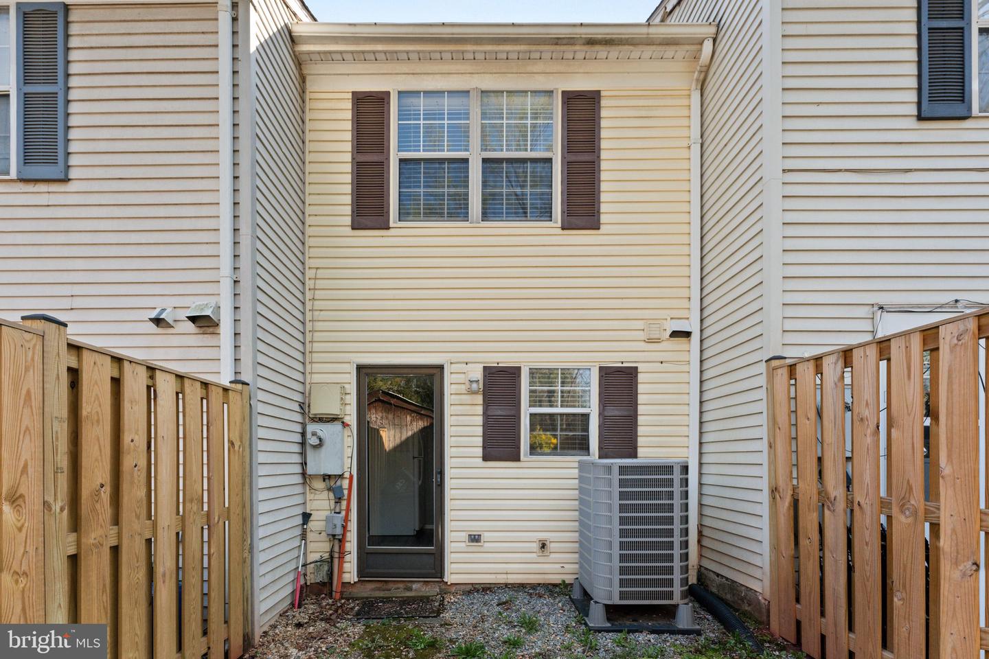 34 PALMER CT, STERLING, Virginia 20165, 2 Bedrooms Bedrooms, ,1 BathroomBathrooms,Residential,For sale,34 PALMER CT,VALO2117164 MLS # VALO2117164