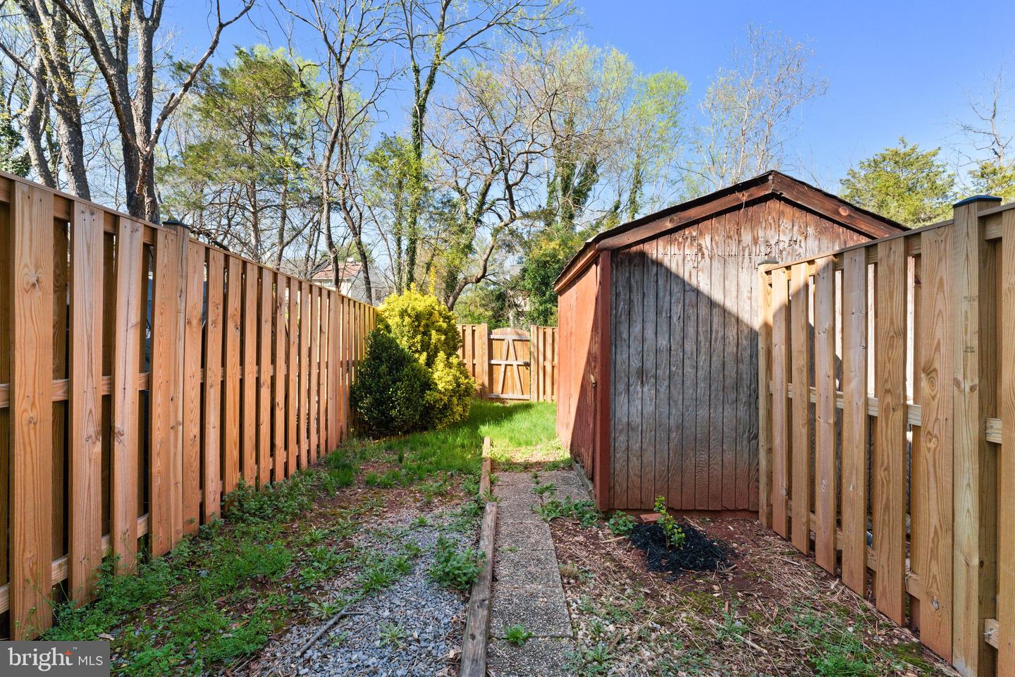 34 PALMER CT, STERLING, Virginia 20165, 2 Bedrooms Bedrooms, ,1 BathroomBathrooms,Residential,For sale,34 PALMER CT,VALO2117164 MLS # VALO2117164