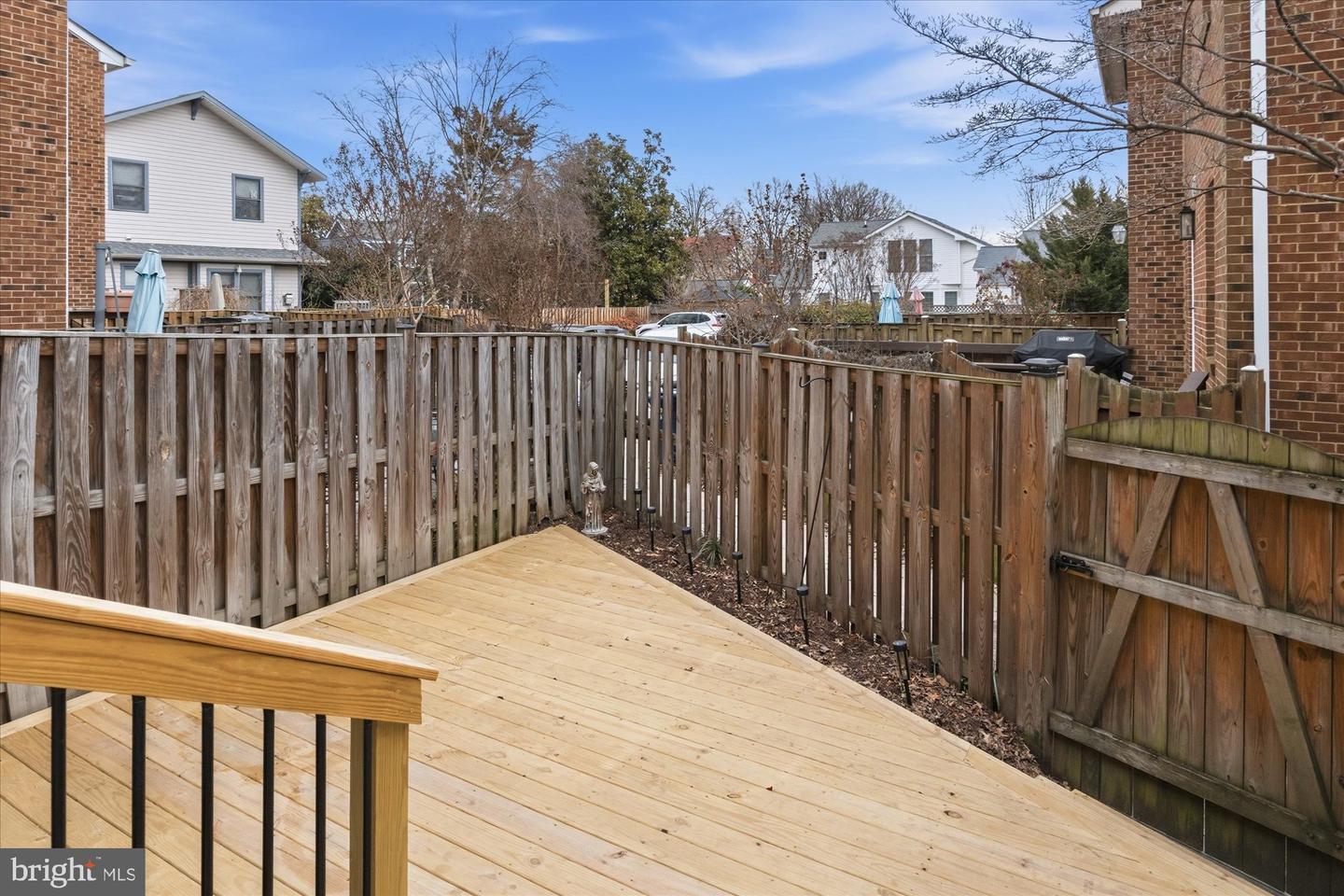 2305 COMMONWEALTH AVE, ALEXANDRIA, Virginia 22301, 3 Bedrooms Bedrooms, ,2 BathroomsBathrooms,Residential,For sale,2305 COMMONWEALTH AVE,VAAX2054666 MLS # VAAX2054666