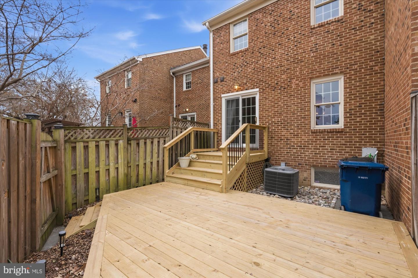 2305 COMMONWEALTH AVE, ALEXANDRIA, Virginia 22301, 3 Bedrooms Bedrooms, ,2 BathroomsBathrooms,Residential,For sale,2305 COMMONWEALTH AVE,VAAX2054666 MLS # VAAX2054666