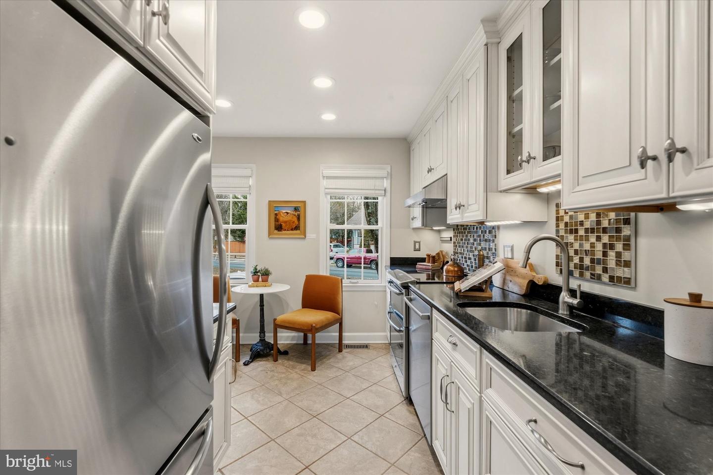 2305 COMMONWEALTH AVE, ALEXANDRIA, Virginia 22301, 3 Bedrooms Bedrooms, ,2 BathroomsBathrooms,Residential,For sale,2305 COMMONWEALTH AVE,VAAX2054666 MLS # VAAX2054666