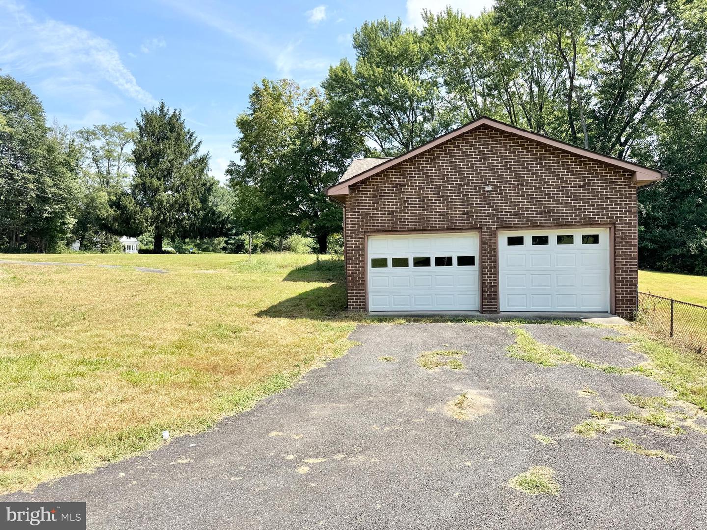 11124 DAHLGREN RD, KING GEORGE, Virginia 22485, 3 Bedrooms Bedrooms, ,2 BathroomsBathrooms,Residential,For sale,11124 DAHLGREN RD,VAKG2007702 MLS # VAKG2007702