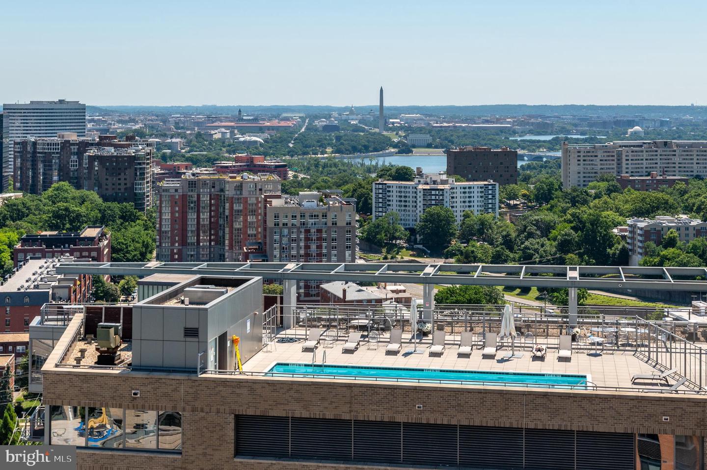 2001 15TH ST N #805, ARLINGTON, Virginia 22201, 1 Bedroom Bedrooms, 4 Rooms Rooms,1 BathroomBathrooms,Residential,For sale,2001 15TH ST N #805,VAAR2069596 MLS # VAAR2069596