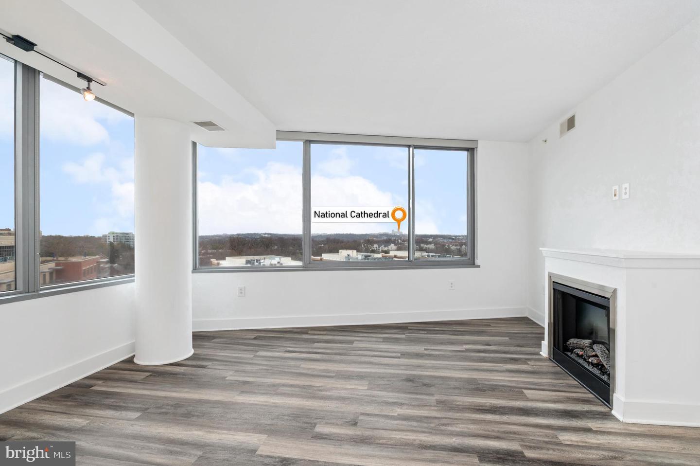 2001 15TH ST N #805, ARLINGTON, Virginia 22201, 1 Bedroom Bedrooms, 4 Rooms Rooms,1 BathroomBathrooms,Residential,For sale,2001 15TH ST N #805,VAAR2069596 MLS # VAAR2069596