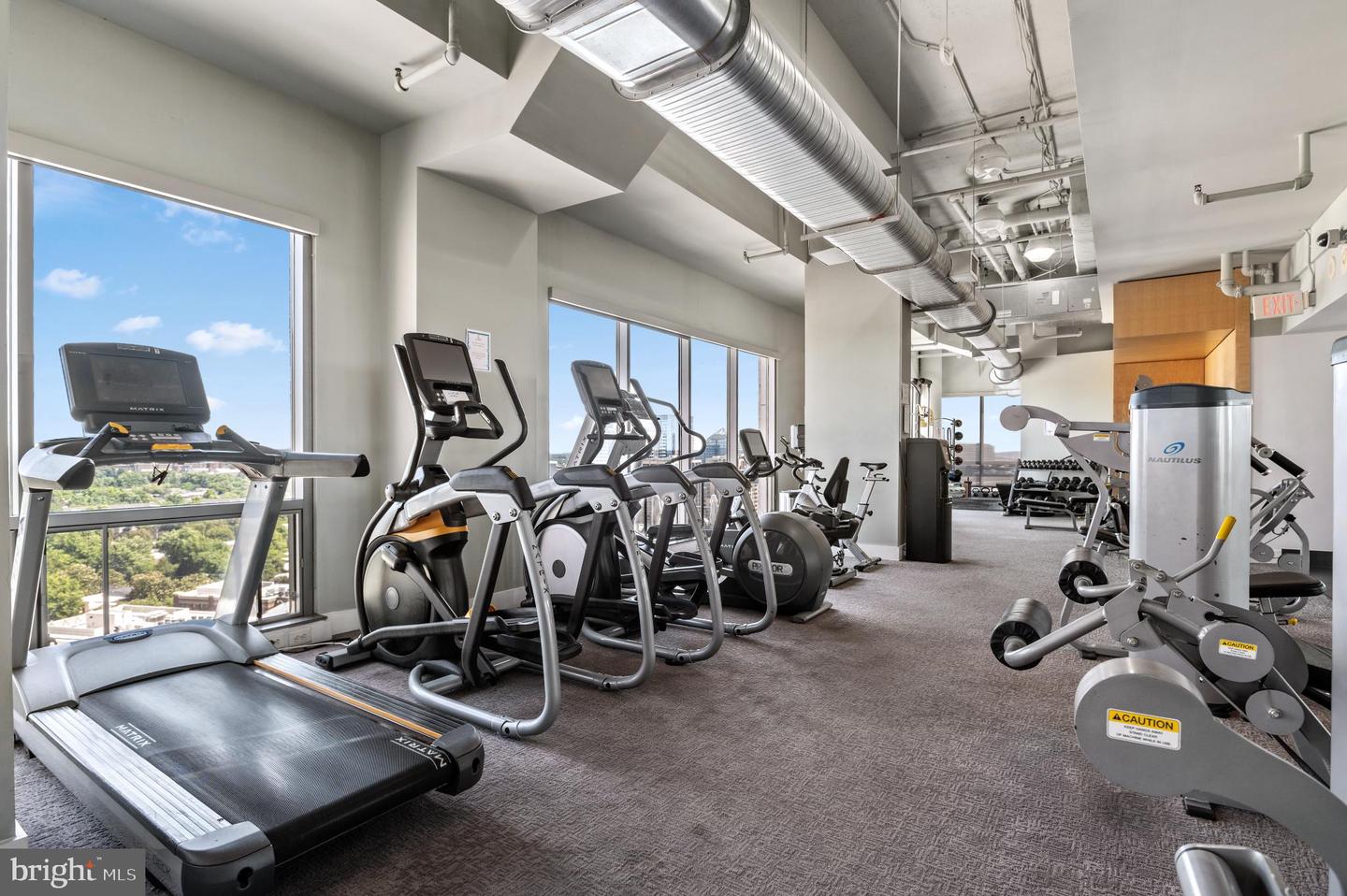 2001 15TH ST N #805, ARLINGTON, Virginia 22201, 1 Bedroom Bedrooms, 4 Rooms Rooms,1 BathroomBathrooms,Residential,For sale,2001 15TH ST N #805,VAAR2069596 MLS # VAAR2069596