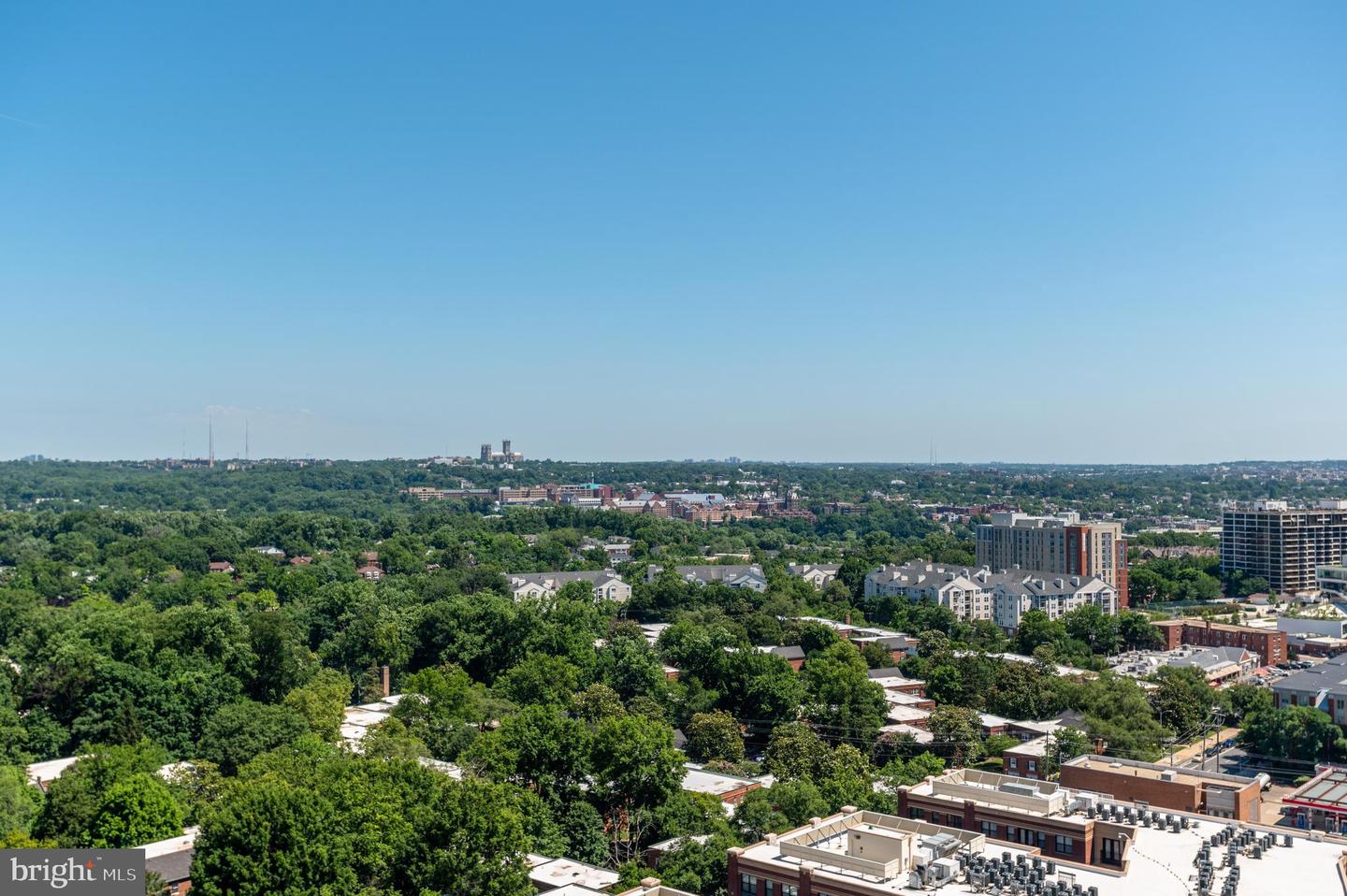 2001 15TH ST N #805, ARLINGTON, Virginia 22201, 1 Bedroom Bedrooms, 4 Rooms Rooms,1 BathroomBathrooms,Residential,For sale,2001 15TH ST N #805,VAAR2069596 MLS # VAAR2069596