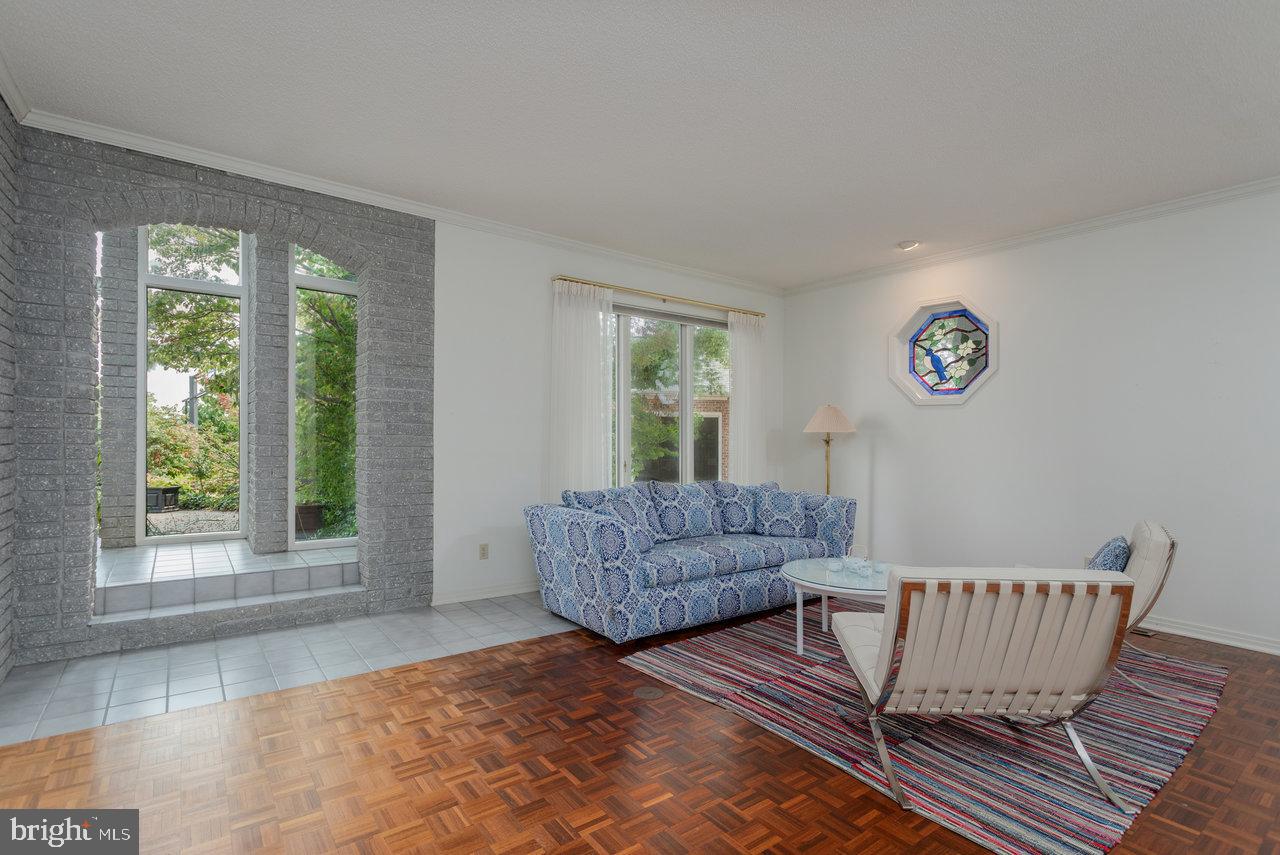 1848 COLLEGE AVE, HARRISONBURG, Virginia 22802, 3 Bedrooms Bedrooms, ,3 BathroomsBathrooms,Residential,For sale,1848 COLLEGE AVE,VAHC2000570 MLS # VAHC2000570