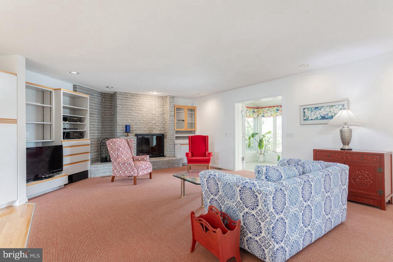 1848 COLLEGE AVE, HARRISONBURG, Virginia 22802, 3 Bedrooms Bedrooms, ,3 BathroomsBathrooms,Residential,For sale,1848 COLLEGE AVE,VAHC2000570 MLS # VAHC2000570