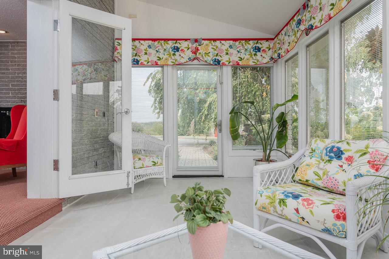 1848 COLLEGE AVE, HARRISONBURG, Virginia 22802, 3 Bedrooms Bedrooms, ,3 BathroomsBathrooms,Residential,For sale,1848 COLLEGE AVE,VAHC2000570 MLS # VAHC2000570