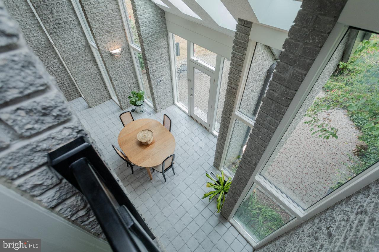 1848 COLLEGE AVE, HARRISONBURG, Virginia 22802, 3 Bedrooms Bedrooms, ,3 BathroomsBathrooms,Residential,For sale,1848 COLLEGE AVE,VAHC2000570 MLS # VAHC2000570