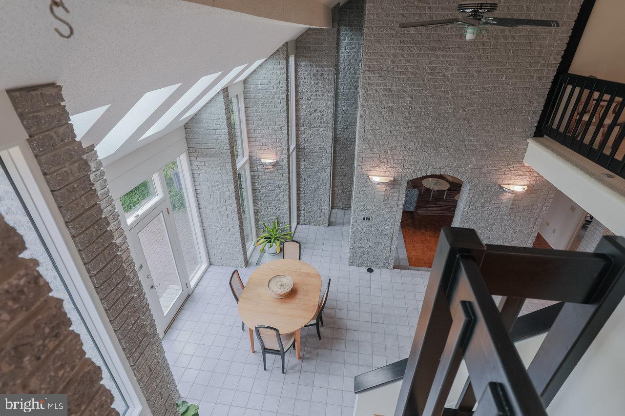 1848 COLLEGE AVE, HARRISONBURG, Virginia 22802, 3 Bedrooms Bedrooms, ,3 BathroomsBathrooms,Residential,For sale,1848 COLLEGE AVE,VAHC2000570 MLS # VAHC2000570