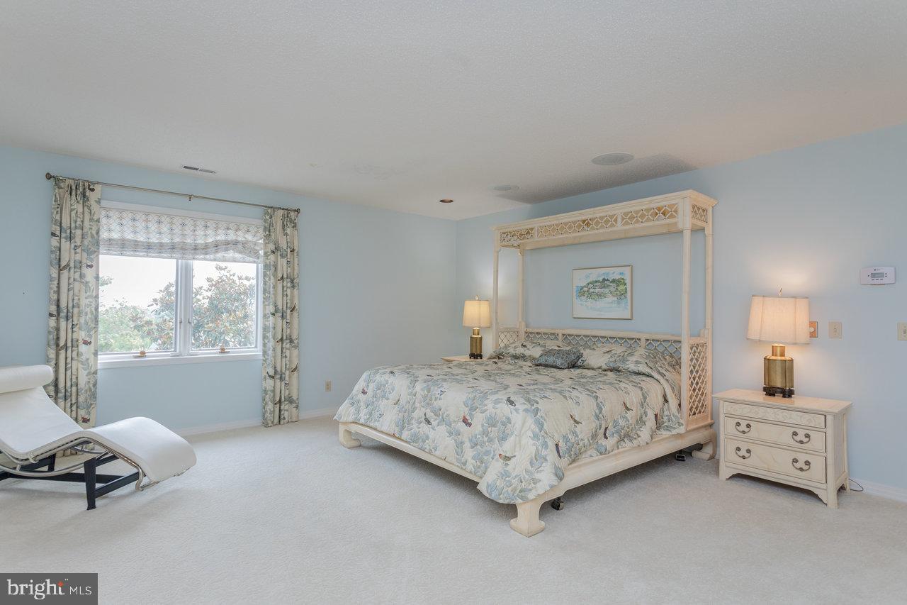 1848 COLLEGE AVE, HARRISONBURG, Virginia 22802, 3 Bedrooms Bedrooms, ,3 BathroomsBathrooms,Residential,For sale,1848 COLLEGE AVE,VAHC2000570 MLS # VAHC2000570