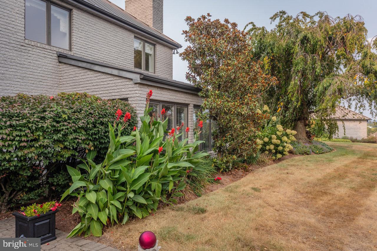 1848 COLLEGE AVE, HARRISONBURG, Virginia 22802, 3 Bedrooms Bedrooms, ,3 BathroomsBathrooms,Residential,For sale,1848 COLLEGE AVE,VAHC2000570 MLS # VAHC2000570