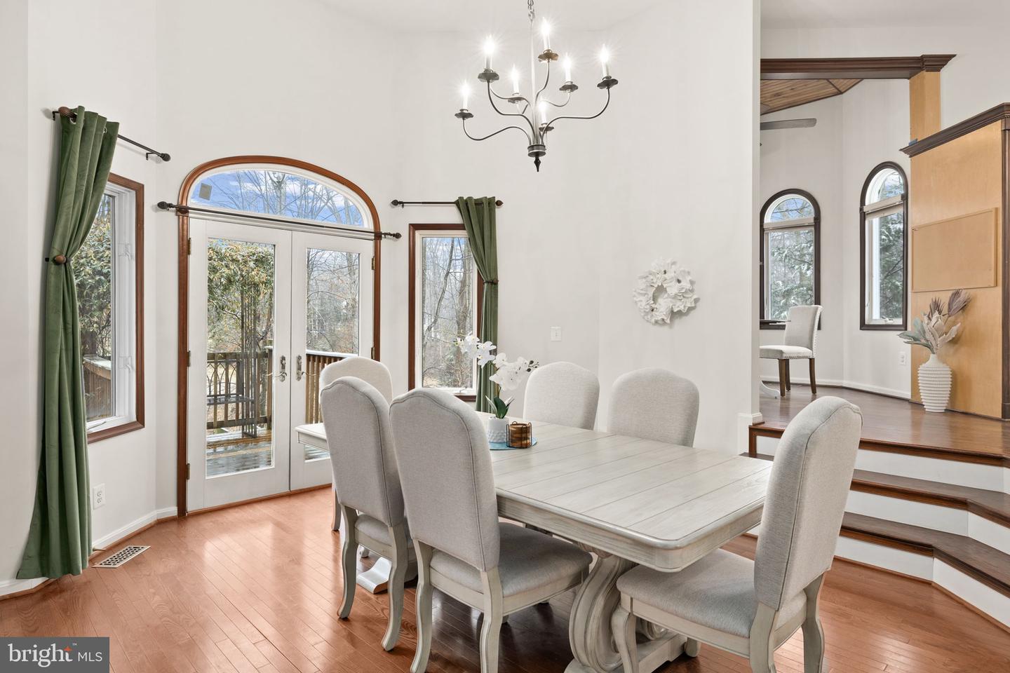 8701 SINCLAIR MILL RD, MANASSAS, Virginia 20112, 6 Bedrooms Bedrooms, ,4 BathroomsBathrooms,Residential,For sale,8701 SINCLAIR MILL RD,VAPW2113600 MLS # VAPW2113600