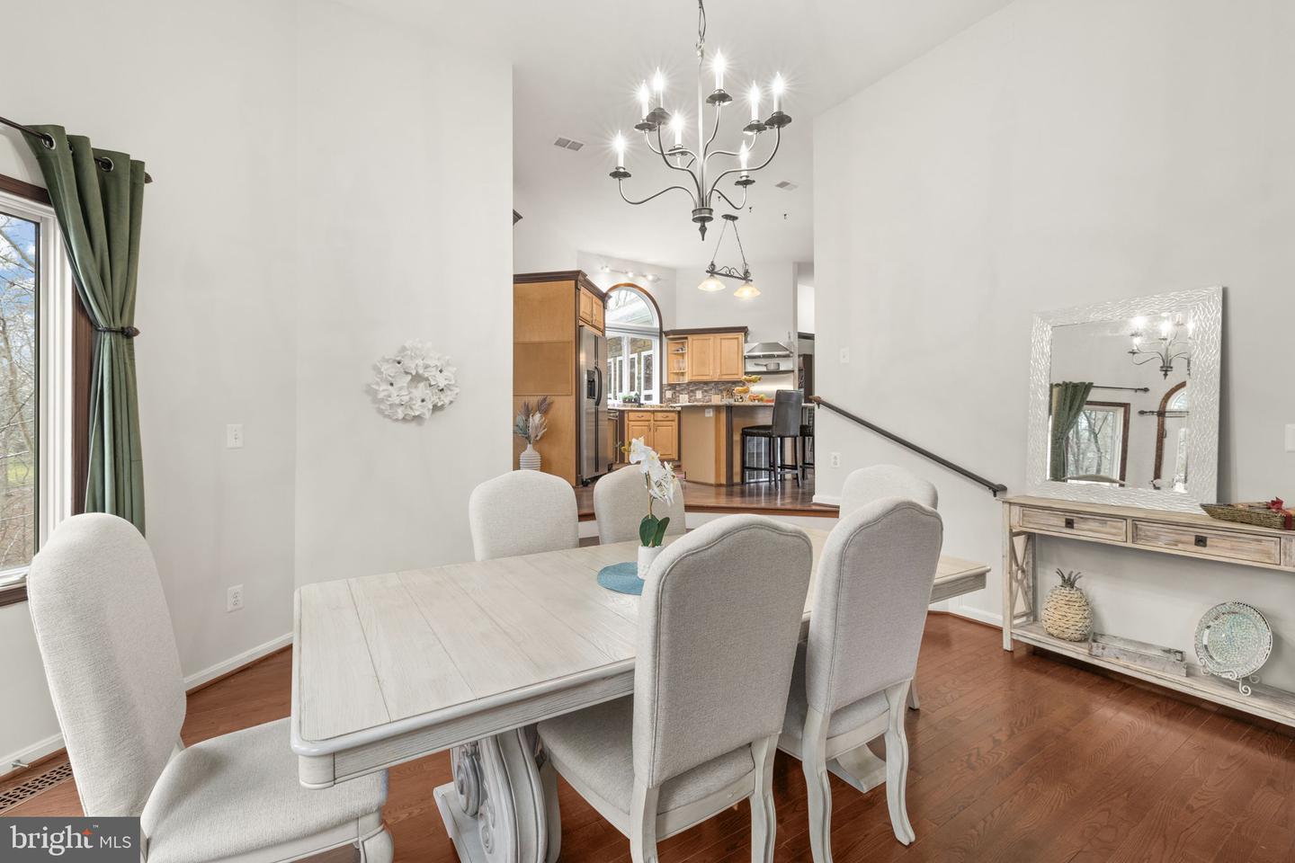 8701 SINCLAIR MILL RD, MANASSAS, Virginia 20112, 6 Bedrooms Bedrooms, ,4 BathroomsBathrooms,Residential,For sale,8701 SINCLAIR MILL RD,VAPW2113600 MLS # VAPW2113600