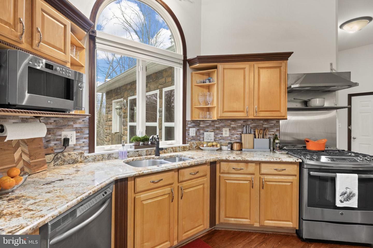 8701 SINCLAIR MILL RD, MANASSAS, Virginia 20112, 6 Bedrooms Bedrooms, ,4 BathroomsBathrooms,Residential,For sale,8701 SINCLAIR MILL RD,VAPW2113600 MLS # VAPW2113600