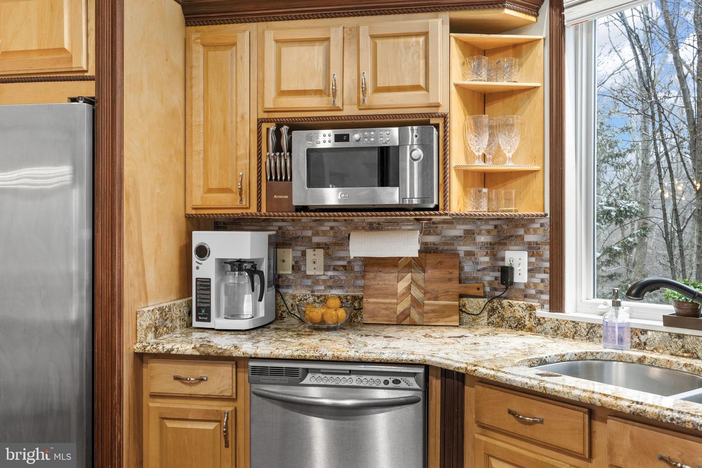 8701 SINCLAIR MILL RD, MANASSAS, Virginia 20112, 6 Bedrooms Bedrooms, ,4 BathroomsBathrooms,Residential,For sale,8701 SINCLAIR MILL RD,VAPW2113600 MLS # VAPW2113600