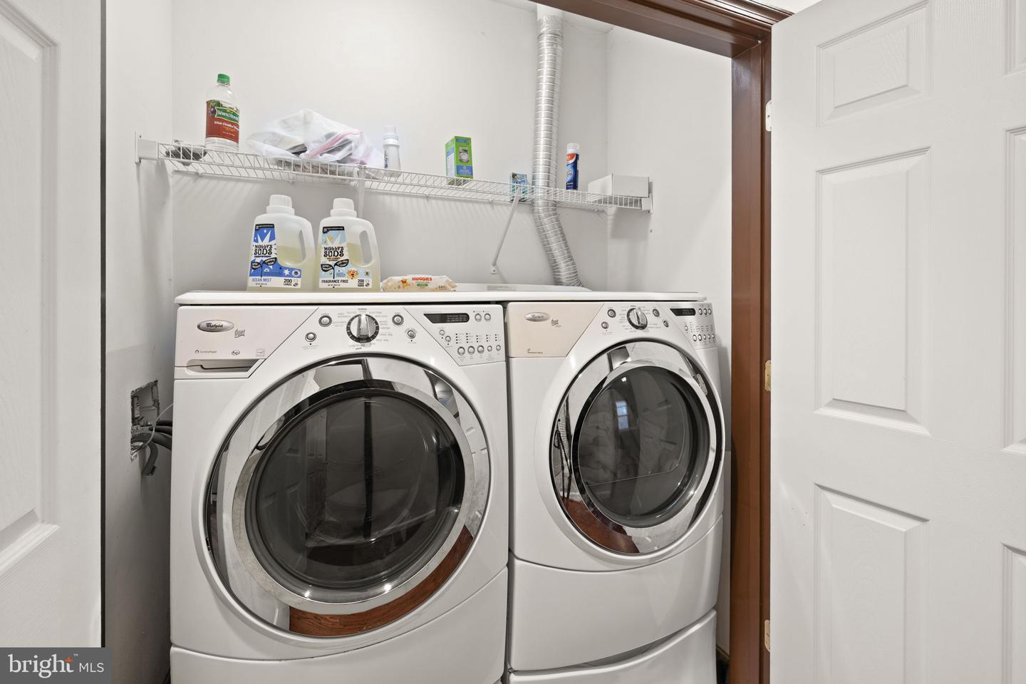 8701 SINCLAIR MILL RD, MANASSAS, Virginia 20112, 6 Bedrooms Bedrooms, ,4 BathroomsBathrooms,Residential,For sale,8701 SINCLAIR MILL RD,VAPW2113600 MLS # VAPW2113600