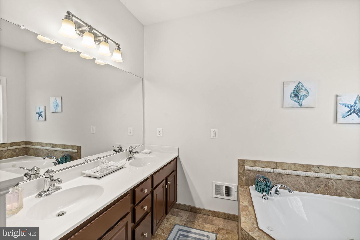 8701 SINCLAIR MILL RD, MANASSAS, Virginia 20112, 6 Bedrooms Bedrooms, ,4 BathroomsBathrooms,Residential,For sale,8701 SINCLAIR MILL RD,VAPW2113600 MLS # VAPW2113600