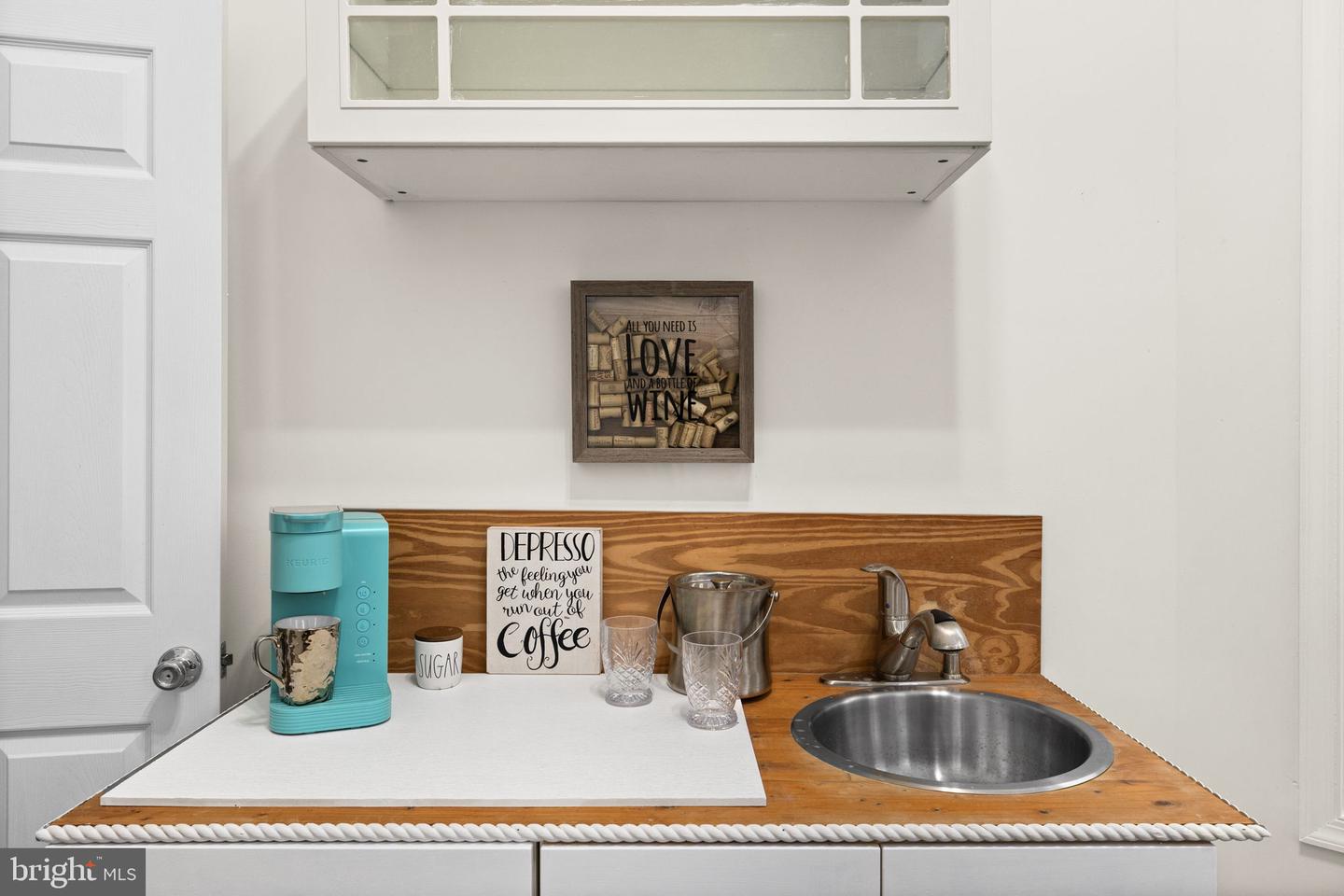 8701 SINCLAIR MILL RD, MANASSAS, Virginia 20112, 6 Bedrooms Bedrooms, ,4 BathroomsBathrooms,Residential,For sale,8701 SINCLAIR MILL RD,VAPW2113600 MLS # VAPW2113600