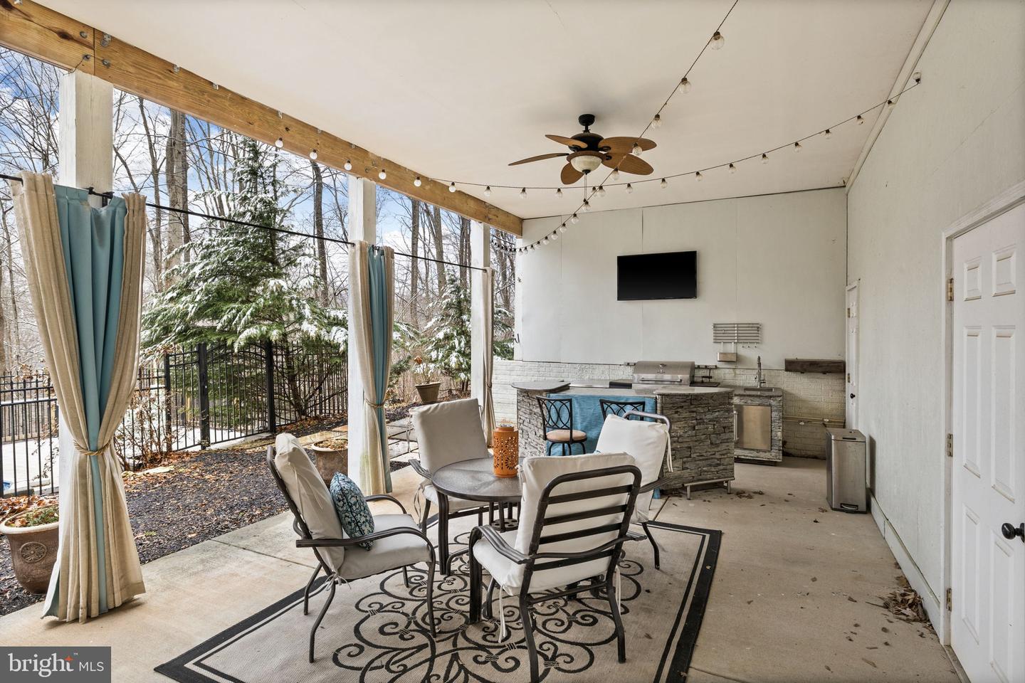 8701 SINCLAIR MILL RD, MANASSAS, Virginia 20112, 6 Bedrooms Bedrooms, ,4 BathroomsBathrooms,Residential,For sale,8701 SINCLAIR MILL RD,VAPW2113600 MLS # VAPW2113600