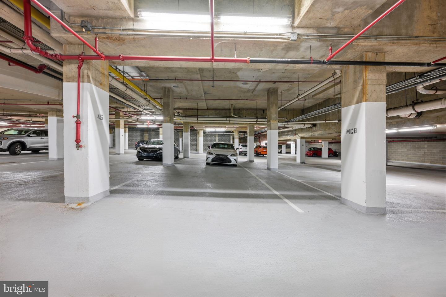 1045 N UTAH ST #2-701, ARLINGTON, Virginia 22201, 2 Bedrooms Bedrooms, 8 Rooms Rooms,2 BathroomsBathrooms,Residential,For sale,1045 N UTAH ST #2-701,VAAR2069530 MLS # VAAR2069530