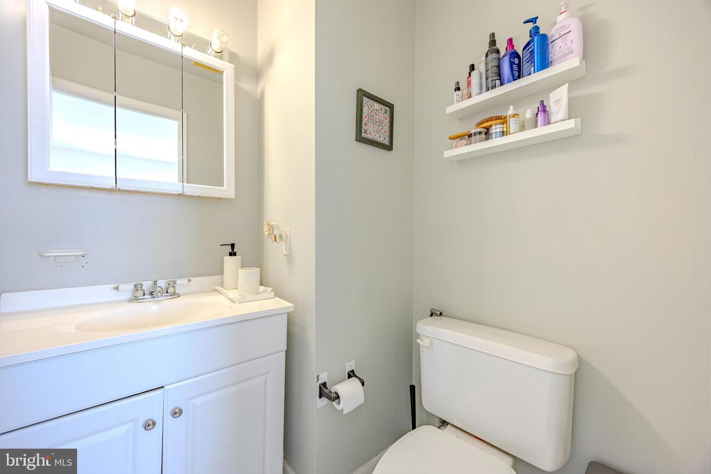 14748 ENDSLEY TURN, WOODBRIDGE, Virginia 22193, 3 Bedrooms Bedrooms, 7 Rooms Rooms,1 BathroomBathrooms,Residential,For sale,14748 ENDSLEY TURN,VAPW2113608 MLS # VAPW2113608