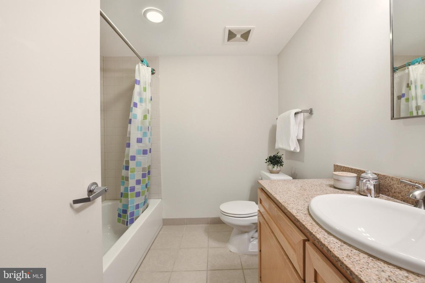 1150 K ST NW #1109, WASHINGTON, District Of Columbia 20005, 2 Bedrooms Bedrooms, ,2 BathroomsBathrooms,Residential,For sale,1150 K ST NW #1109,DCDC2248540 MLS # DCDC2248540