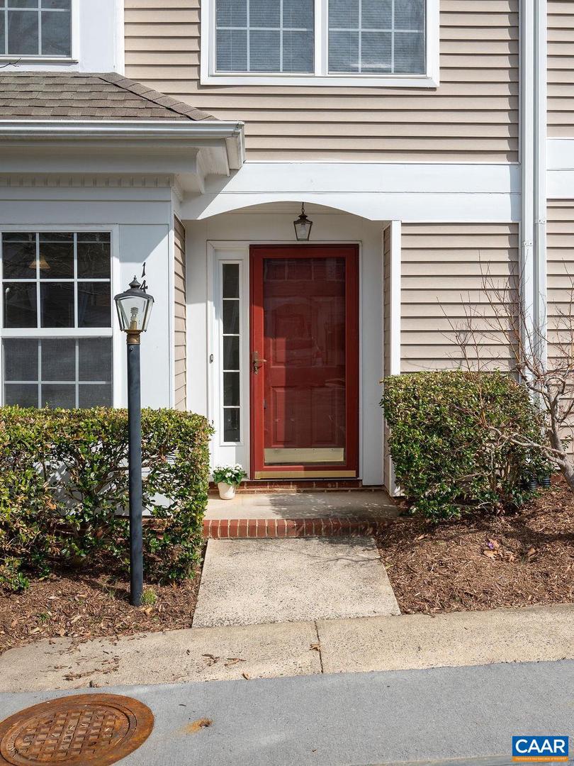 1411 GLENSIDE GREEN, CHARLOTTESVILLE, Virginia 22901, 3 Bedrooms Bedrooms, ,2 BathroomsBathrooms,Residential,For sale,1411 GLENSIDE GREEN,673864 MLS # 673864