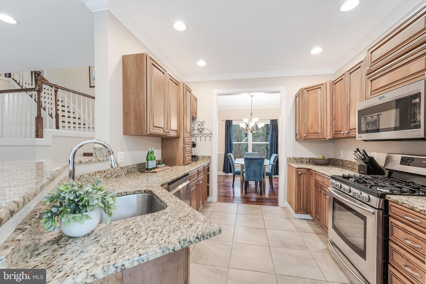 5703 CHAPIN AVE, ALEXANDRIA, Virginia 22303, 6 Bedrooms Bedrooms, ,4 BathroomsBathrooms,Residential,For sale,5703 CHAPIN AVE,VAFX2293652 MLS # VAFX2293652