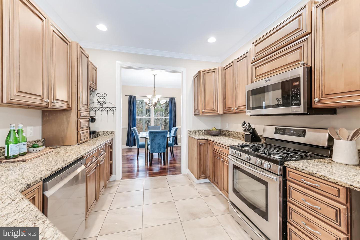 5703 CHAPIN AVE, ALEXANDRIA, Virginia 22303, 6 Bedrooms Bedrooms, ,4 BathroomsBathrooms,Residential,For sale,5703 CHAPIN AVE,VAFX2293652 MLS # VAFX2293652