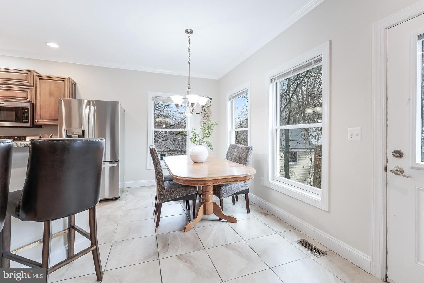 5703 CHAPIN AVE, ALEXANDRIA, Virginia 22303, 6 Bedrooms Bedrooms, ,4 BathroomsBathrooms,Residential,For sale,5703 CHAPIN AVE,VAFX2293652 MLS # VAFX2293652