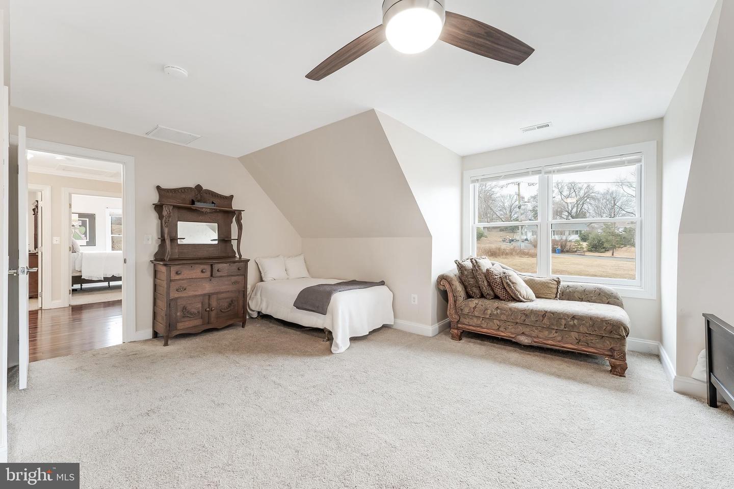 5703 CHAPIN AVE, ALEXANDRIA, Virginia 22303, 6 Bedrooms Bedrooms, ,4 BathroomsBathrooms,Residential,For sale,5703 CHAPIN AVE,VAFX2293652 MLS # VAFX2293652