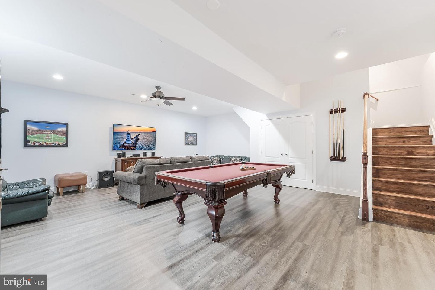 5703 CHAPIN AVE, ALEXANDRIA, Virginia 22303, 6 Bedrooms Bedrooms, ,4 BathroomsBathrooms,Residential,For sale,5703 CHAPIN AVE,VAFX2293652 MLS # VAFX2293652