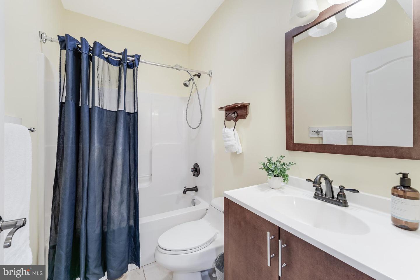 5703 CHAPIN AVE, ALEXANDRIA, Virginia 22303, 6 Bedrooms Bedrooms, ,4 BathroomsBathrooms,Residential,For sale,5703 CHAPIN AVE,VAFX2293652 MLS # VAFX2293652