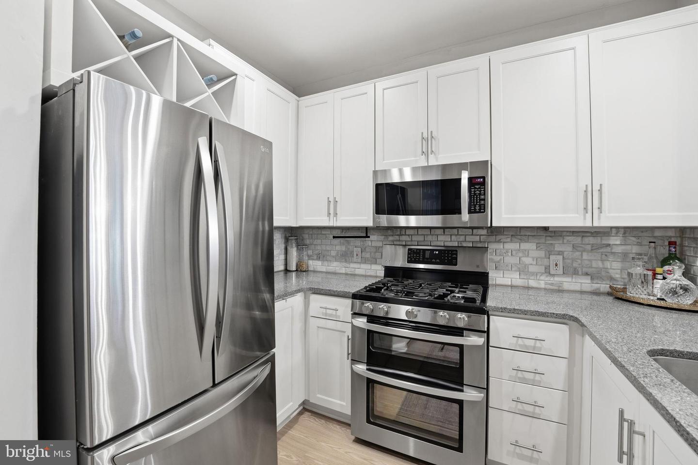 4654 LAMBERT DR, ALEXANDRIA, Virginia 22311, 1 Bedroom Bedrooms, 5 Rooms Rooms,1 BathroomBathrooms,Residential,For sale,4654 LAMBERT DR,VAAX2054690 MLS # VAAX2054690