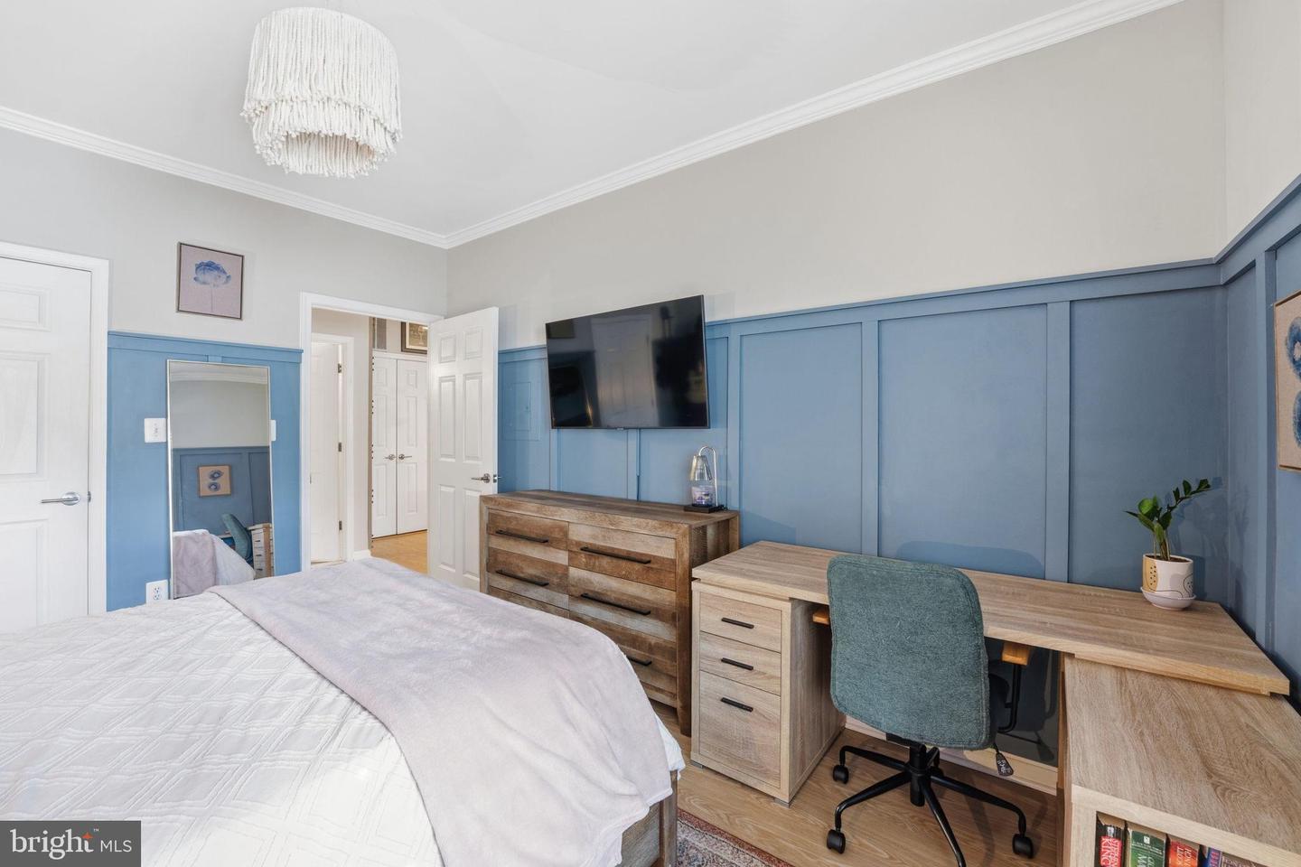 4654 LAMBERT DR, ALEXANDRIA, Virginia 22311, 1 Bedroom Bedrooms, 5 Rooms Rooms,1 BathroomBathrooms,Residential,For sale,4654 LAMBERT DR,VAAX2054690 MLS # VAAX2054690