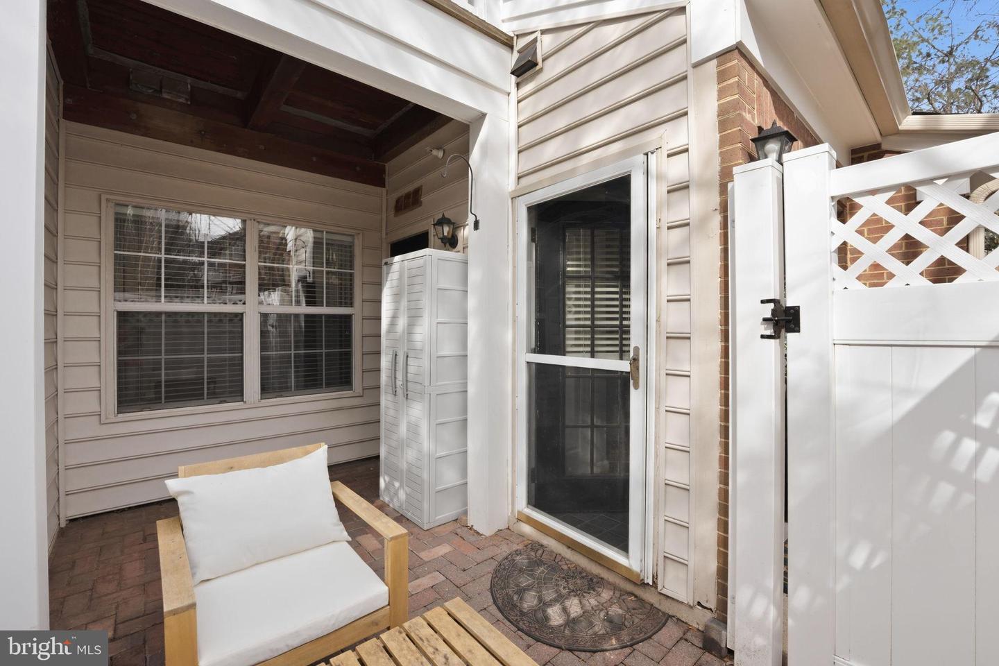 4654 LAMBERT DR, ALEXANDRIA, Virginia 22311, 1 Bedroom Bedrooms, 5 Rooms Rooms,1 BathroomBathrooms,Residential,For sale,4654 LAMBERT DR,VAAX2054690 MLS # VAAX2054690