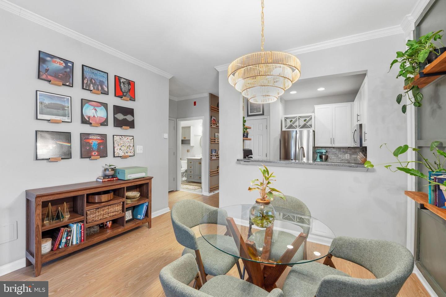 4654 LAMBERT DR, ALEXANDRIA, Virginia 22311, 1 Bedroom Bedrooms, 5 Rooms Rooms,1 BathroomBathrooms,Residential,For sale,4654 LAMBERT DR,VAAX2054690 MLS # VAAX2054690