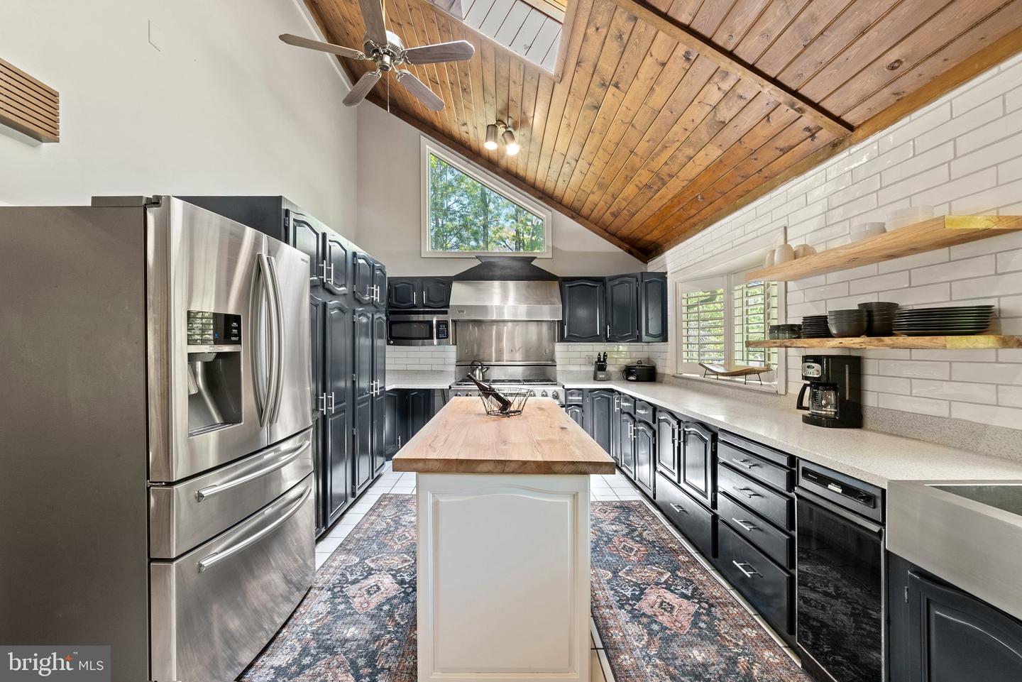 7545 SUPINLICK RIDGE RD, MOUNT JACKSON, Virginia 22842, 4 Bedrooms Bedrooms, ,2 BathroomsBathrooms,Residential,For sale,7545 SUPINLICK RIDGE RD,VASH2013710 MLS # VASH2013710