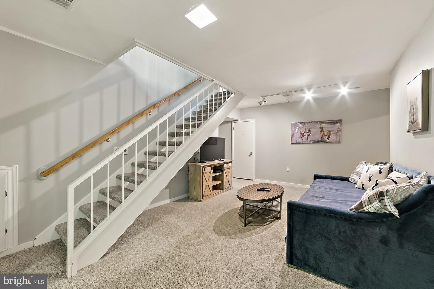 7545 SUPINLICK RIDGE RD, MOUNT JACKSON, Virginia 22842, 4 Bedrooms Bedrooms, ,2 BathroomsBathrooms,Residential,For sale,7545 SUPINLICK RIDGE RD,VASH2013710 MLS # VASH2013710