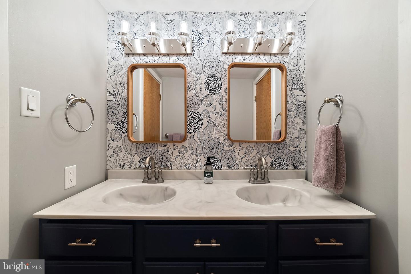 7545 SUPINLICK RIDGE RD, MOUNT JACKSON, Virginia 22842, 4 Bedrooms Bedrooms, ,2 BathroomsBathrooms,Residential,For sale,7545 SUPINLICK RIDGE RD,VASH2013710 MLS # VASH2013710